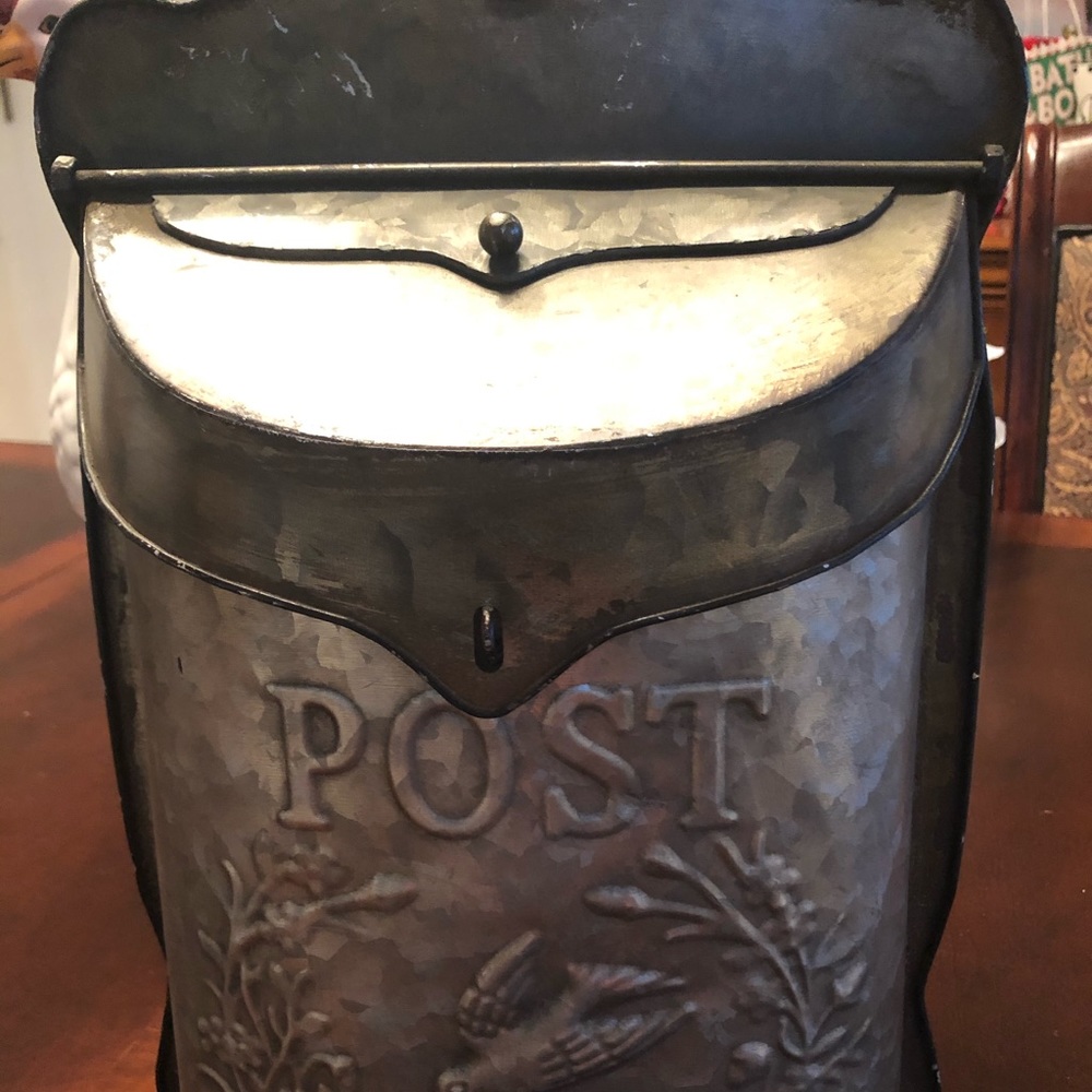 Mailbox
